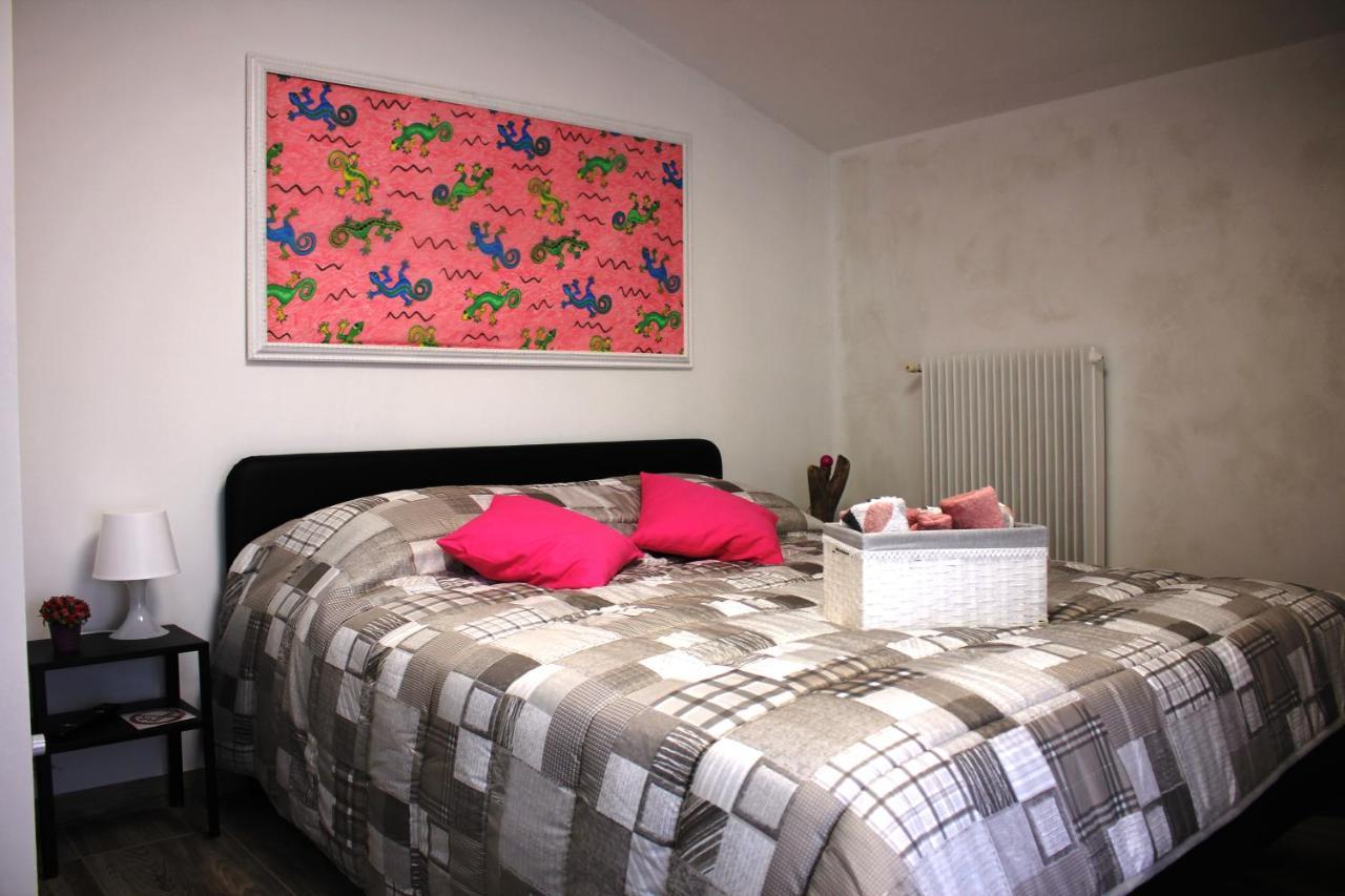 Villa Sonia Apartment & Rooms Lignano Sabbiadoro Kültér fotó