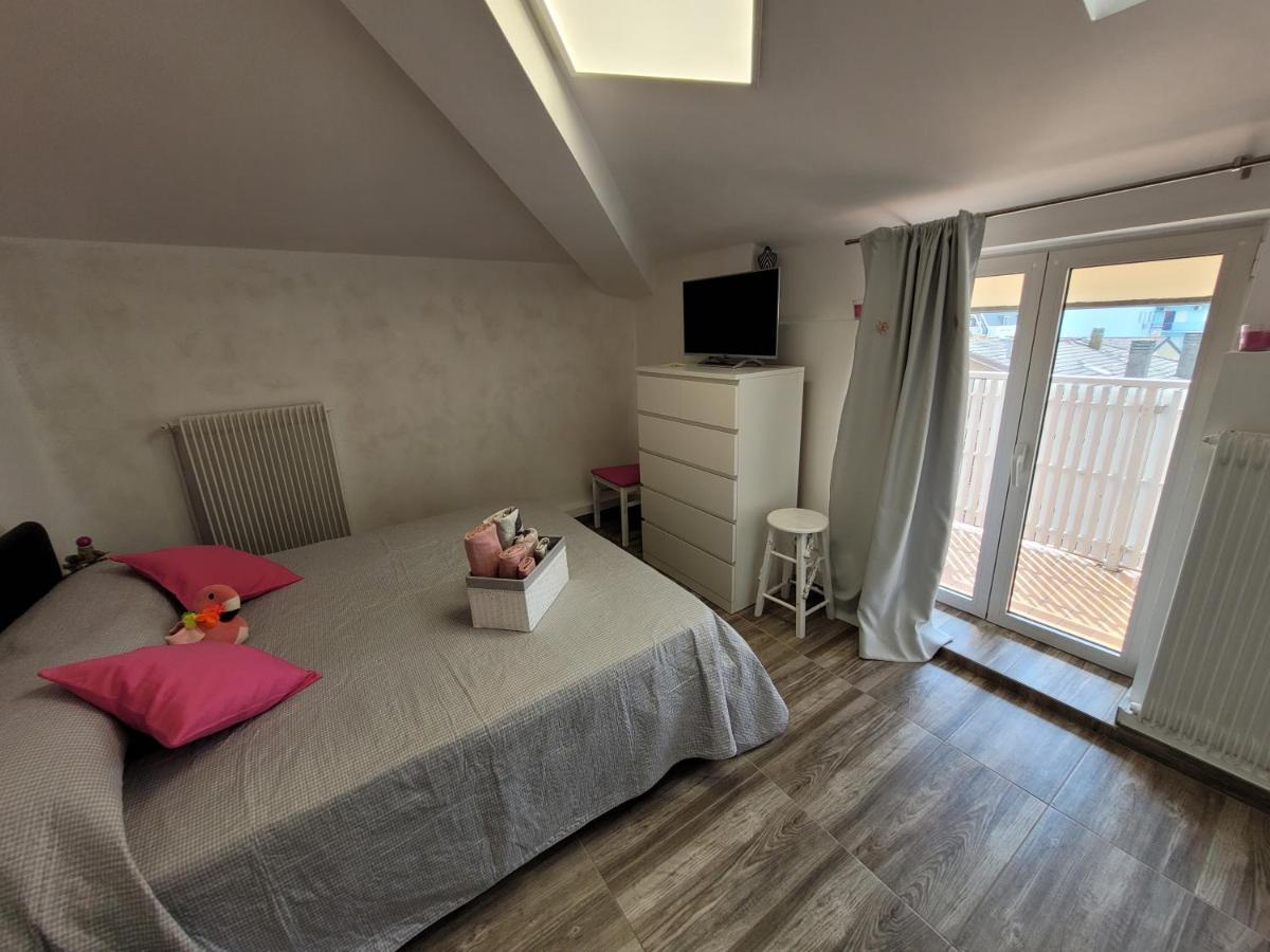 Villa Sonia Apartment & Rooms Lignano Sabbiadoro Kültér fotó