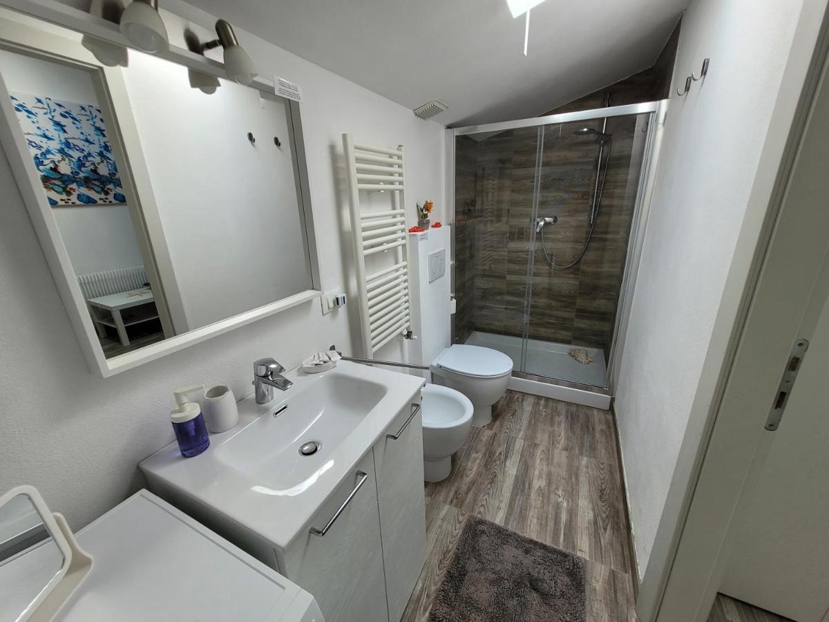 Villa Sonia Apartment & Rooms Lignano Sabbiadoro Kültér fotó