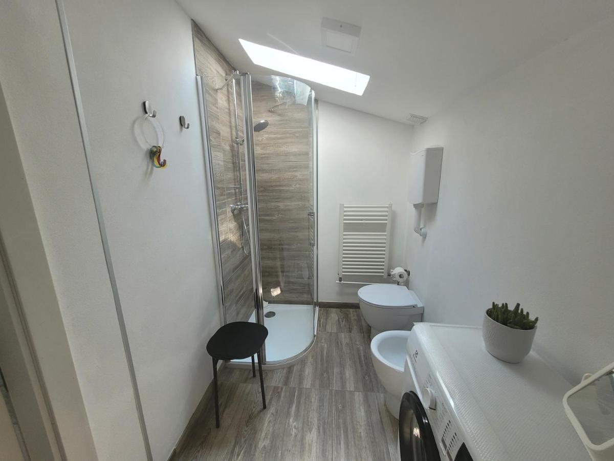 Villa Sonia Apartment & Rooms Lignano Sabbiadoro Kültér fotó