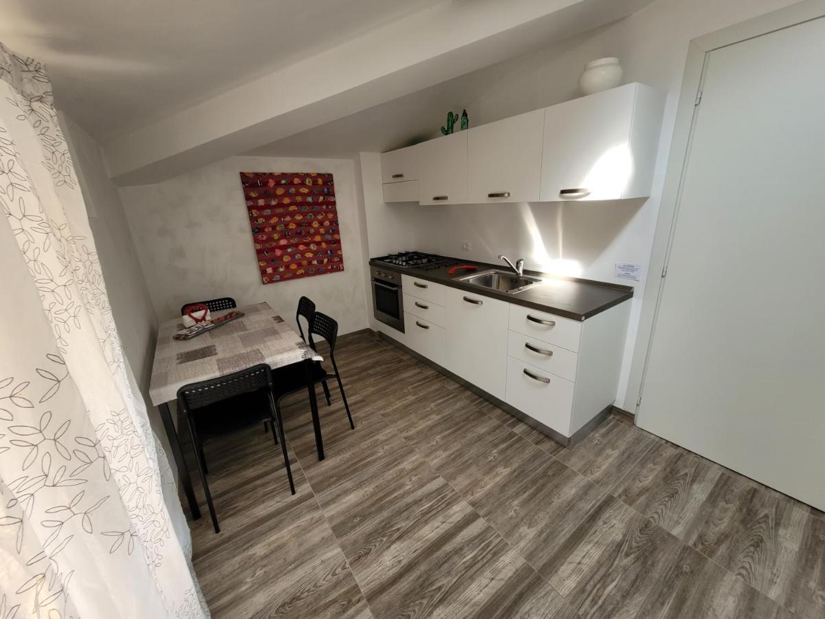 Villa Sonia Apartment & Rooms Lignano Sabbiadoro Kültér fotó